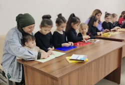 Родители и дети приняли участие в мастер-классах по ремесленным искусствам